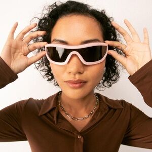 NWOT OSCARXFRANK “Cypher” Sunglasses